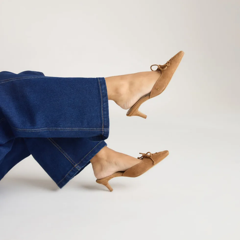 Annabelle Kitten Heels - Tan