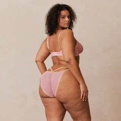 Daisy Embroidered Balcony Bra & Thong/Briefs Set - Pink
