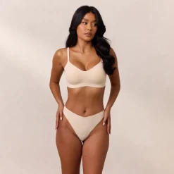 Everyday Flex Bralette - Vanilla