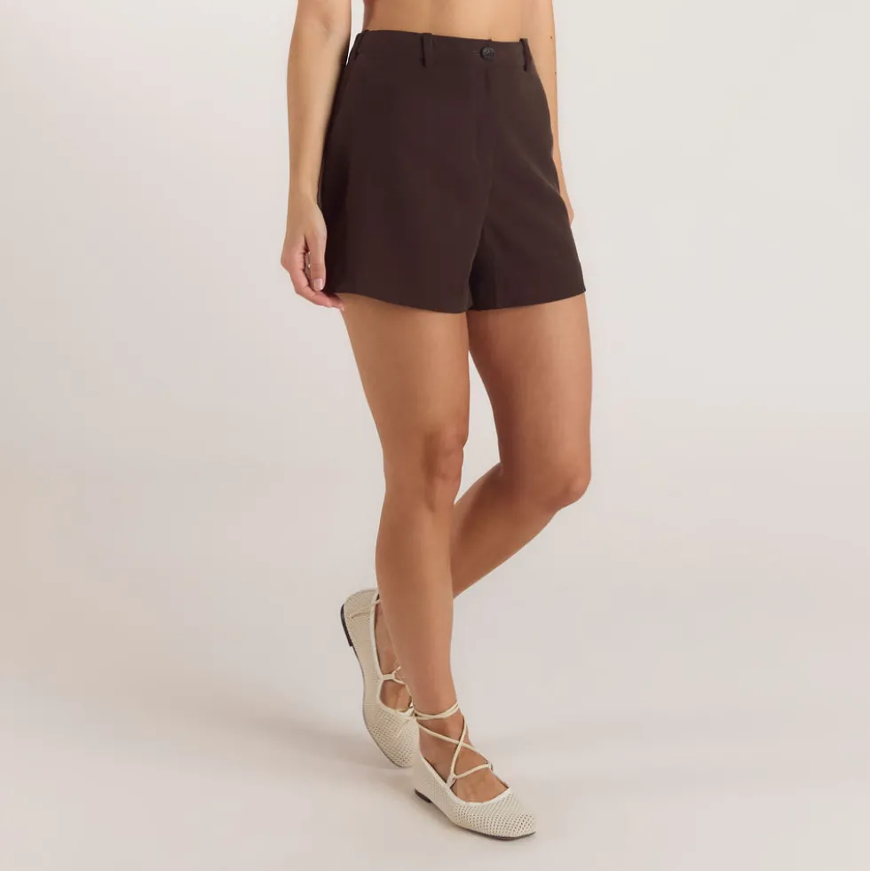 High-Waisted Tailored Shorts - Chocolate
