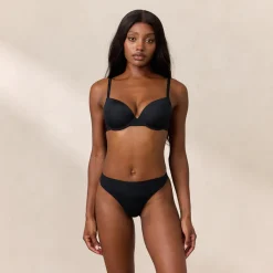 Invisible Form T-Shirt Bra - Black