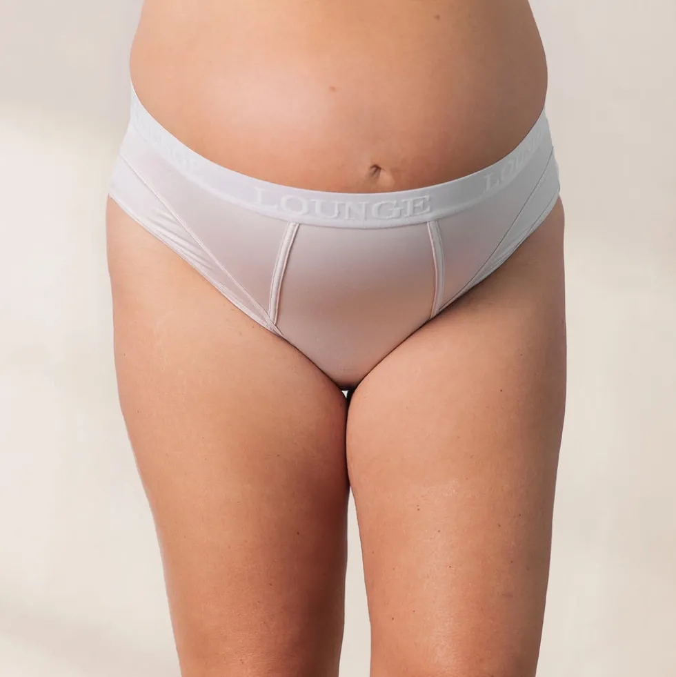 Nurture Briefs - Cream