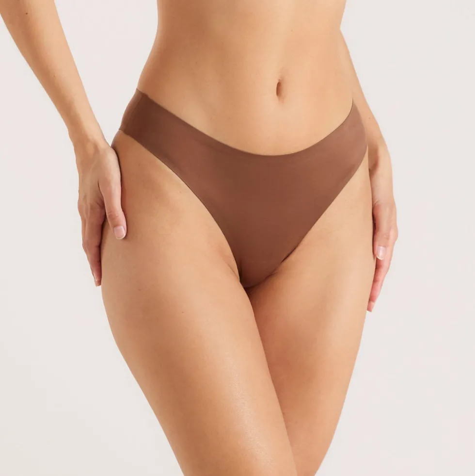 Seamless Bonded Brazilian Briefs (3-Pack) - Chestnut